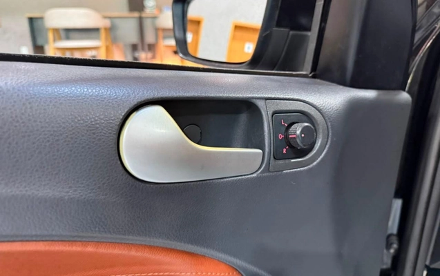 imagem-https://www.socarrao.com.br/sc-vehicle-images-prod/3388400/1787405190137-vehicle_image_1787405182_3ecf9220ef52a14bebef9b12b4a2cbcb.jpeg
