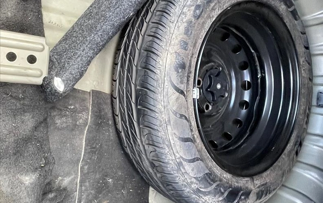 imagem-https://www.socarrao.com.br/sc-vehicle-images-prod/3388429/1787406039800-PRI-9F54_06.jpg