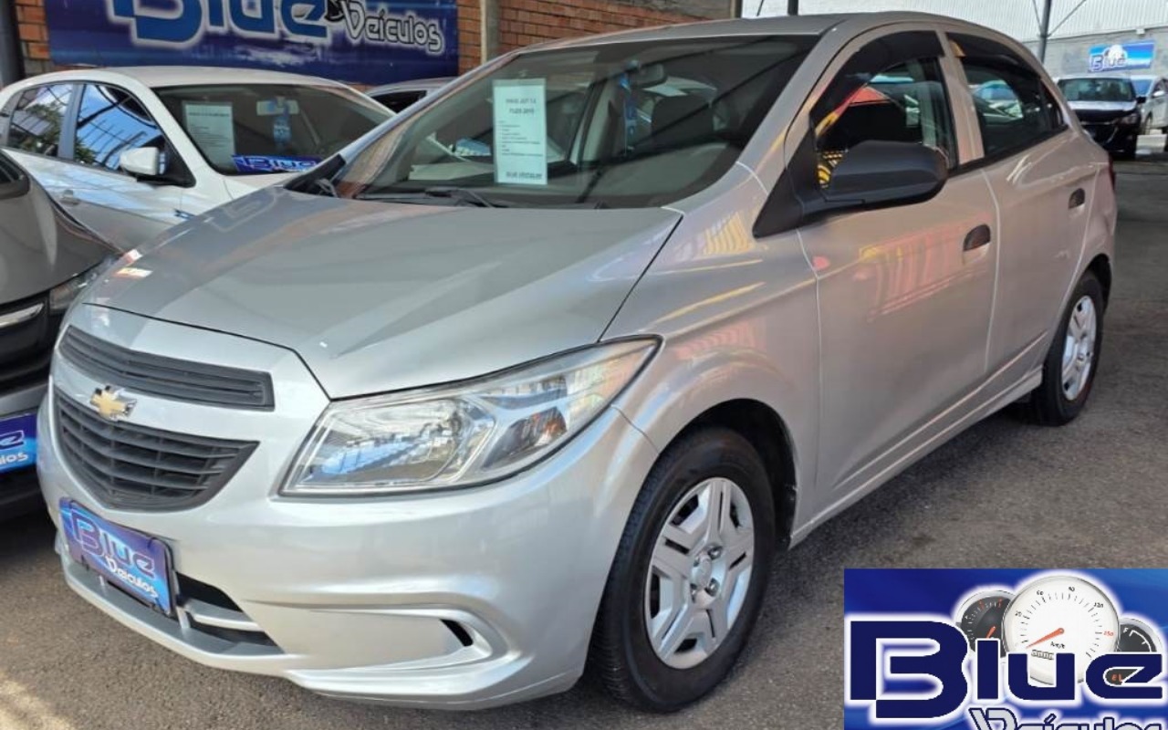 Chevrolet Onix 2018 Prata — foto 1 de 3