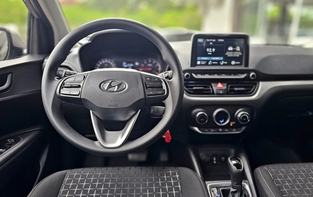 imagem-https://www.socarrao.com.br/sc-vehicle-images-prod/3388457/1788988253112-9rj1c8zDmw3RHno1bzPQcENLcacSpFrW.jpg