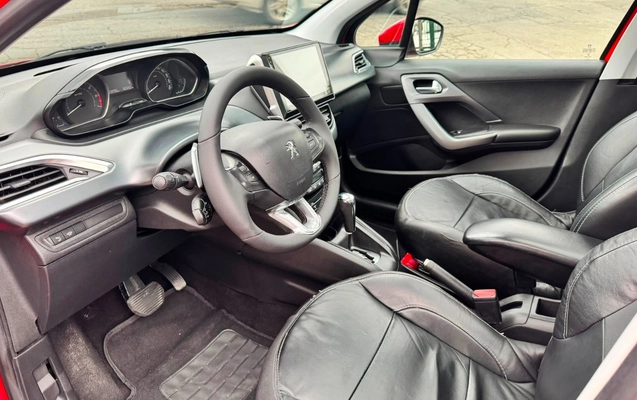 imagem-https://www.socarrao.com.br/sc-vehicle-images-prod/3388548/1787408876239-V2hhdHNBcHAgSW1hZ2UgMjAyNi0wOC0xMCBhdCAxNi41OC40NiAoMykuanBlZw.jpeg