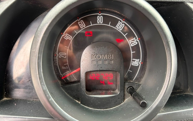 imagem-https://www.socarrao.com.br/sc-vehicle-images-prod/3388560/1787409079815-V2hhdHNBcHAgSW1hZ2UgMjAyNi0wOC0xNSBhdCAxMC40NS4xNCAoMykuanBlZw.jpeg