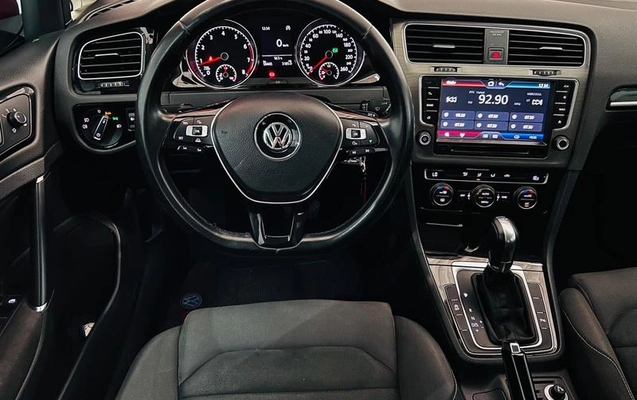 imagem-https://www.socarrao.com.br/sc-vehicle-images-prod/3388566/1788181345580-8406943_14_B_bc8242348c.jpeg