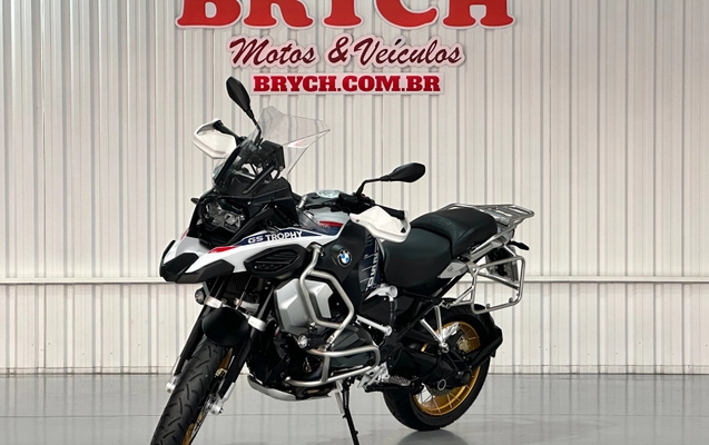 imagem-https://www.socarrao.com.br/sc-vehicle-images-prod/3388607/1787409837273-fd7c20ec61f84c539468802d84e19790_1787409708610.jpg
