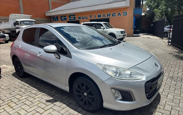 imagem-https://www.socarrao.com.br/sc-vehicle-images-prod/3388838/1787411488046-KZO-4J87_10.jpg