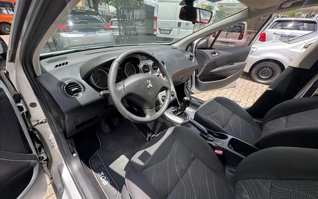imagem-https://www.socarrao.com.br/sc-vehicle-images-prod/3388838/1787411488051-KZO-4J87_03.jpg