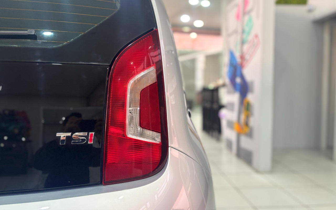imagem-https://www.socarrao.com.br/sc-vehicle-images-prod/3388882/1787412230876-MDA3LmpwZw.jpg