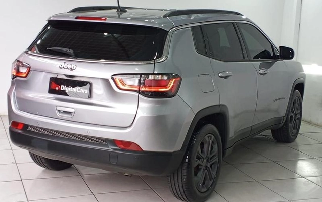 imagem-https://www.socarrao.com.br/sc-vehicle-images-prod/3388930/1787413158771-8318894_15_B_ec128b839e.jpeg