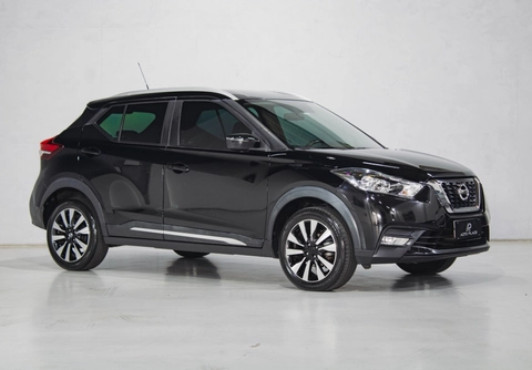 Nissan KICKS 2017 Preto — foto 1 de 3