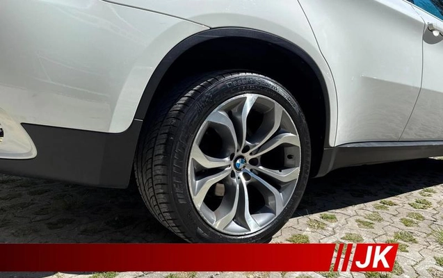 imagem-https://www.socarrao.com.br/sc-vehicle-images-prod/3388941/1787849544800-8407341_1_B_59ad6225f1.jpeg