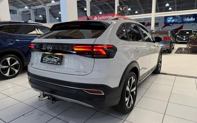 imagem-https://www.socarrao.com.br/sc-vehicle-images-prod/3388959/1789076484662-8401016_8_B_9726a96d18.jpeg