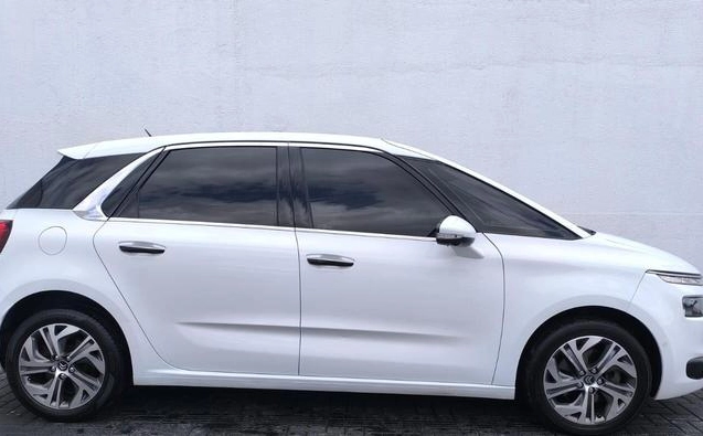 imagem-https://www.socarrao.com.br/sc-vehicle-images-prod/3388962/1789140531458-8364232_12_B_406dd8f632.jpeg