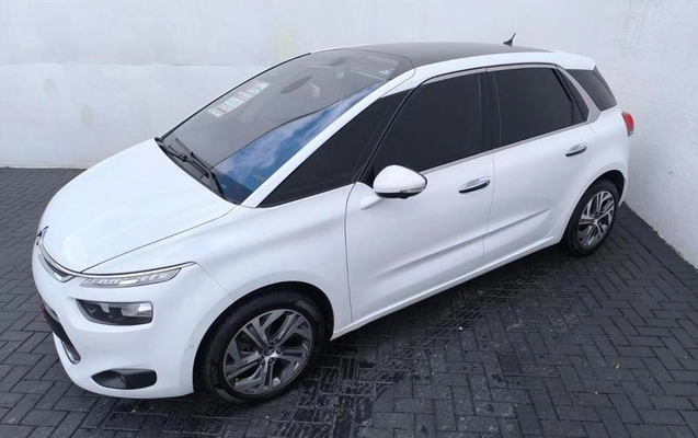 imagem-https://www.socarrao.com.br/sc-vehicle-images-prod/3388962/1789140531481-8364232_21_B_38f1b98872.jpeg
