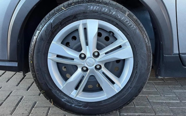 imagem-https://www.socarrao.com.br/sc-vehicle-images-prod/3388984/1788521559789-8349368_12_B_1969347ce7.jpeg