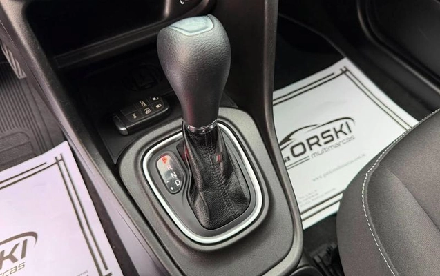 imagem-https://www.socarrao.com.br/sc-vehicle-images-prod/3389018/1789074176491-8400646_5_B_1b1f1cfe95.jpeg