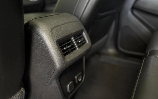 imagem-https://www.socarrao.com.br/sc-vehicle-images-prod/3389019/1789585263663-8407443_8_B_0111ffc862.jpeg