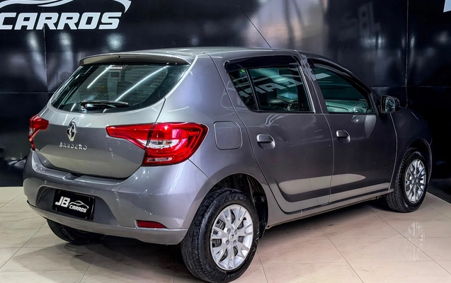 imagem-https://www.socarrao.com.br/sc-vehicle-images-prod/3389032/1787414896238-5a0c57d6f9fd43c6b54d68c765660b77_1787414275512.jpg