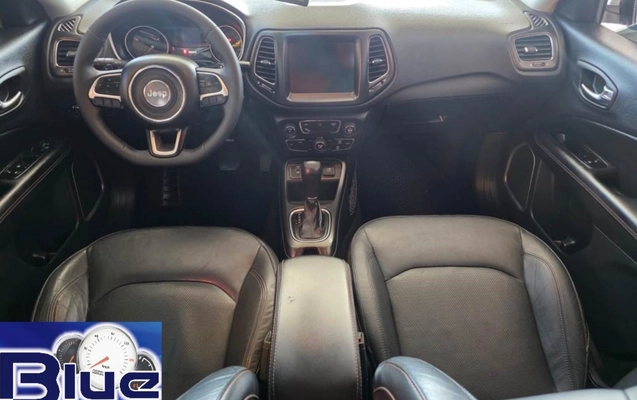 imagem-https://www.socarrao.com.br/sc-vehicle-images-prod/3389102/1787415524062-NjYtNy5qcGVn.jpeg