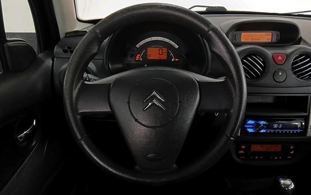 imagem-https://www.socarrao.com.br/sc-vehicle-images-prod/3389121/1788627983219-8406966_12_B_57b5568c98.jpeg