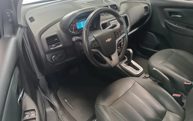 imagem-https://www.socarrao.com.br/sc-vehicle-images-prod/3389124/1787415845902-vzLf2Sa4egneyWN2Hsxbsa5uwb9ixC0qfsiS.jpg
