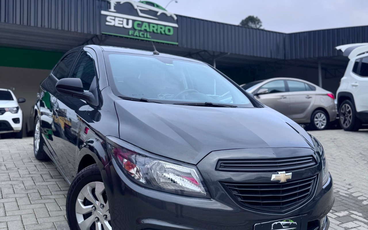 Chevrolet Onix 2019 Cinza — foto 1 de 3