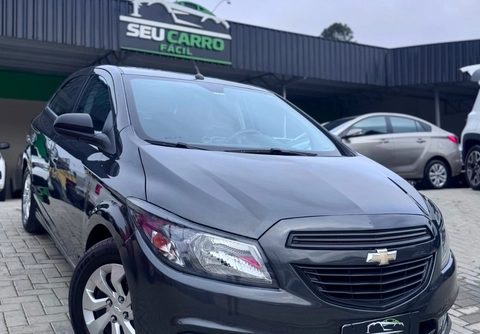 Chevrolet Onix 2019 Cinza — foto 1 de 3