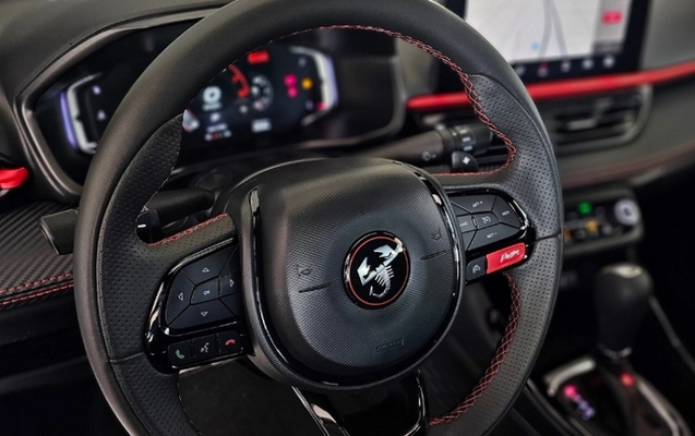 imagem-https://www.socarrao.com.br/sc-vehicle-images-prod/3389338/1789041650654-BkNWy2yPsjYn7EFTmlDjvkGZ0FI6nTP1.jpg