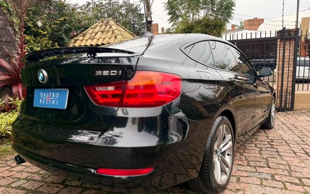 imagem-https://www.socarrao.com.br/sc-vehicle-images-prod/3389396/1787426923016-8380208_2_B_242ed83aaa.jpeg