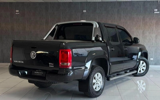 imagem-https://www.socarrao.com.br/sc-vehicle-images-prod/3389441/1789141136478-8370928_9_B_d95d8cef8a.jpeg