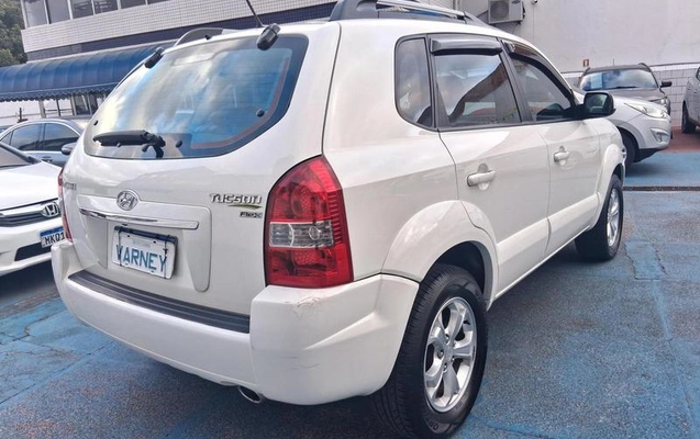 imagem-https://www.socarrao.com.br/sc-vehicle-images-prod/3389511/1789563210679-8407659_6_B_4c6fd83082.jpeg