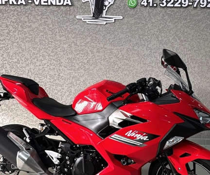 KAWASAKI NINJA 400 2023 Vermelho — foto 1 de 3