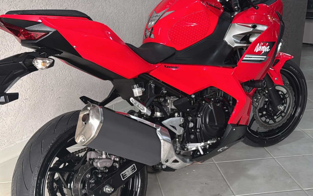 imagem-https://www.socarrao.com.br/sc-vehicle-images-prod/3389521/1787422954036-V2hhdHNBcHAgSW1hZ2UgMjAyNi0wOC0yMCBhdCAxNS41OS4wOS5qcGVn.jpeg