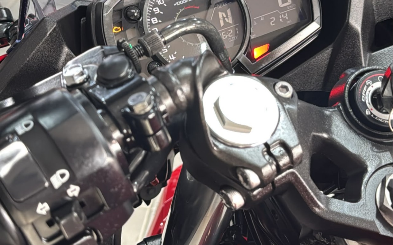 imagem-https://www.socarrao.com.br/sc-vehicle-images-prod/3389521/1787422954305-V2hhdHNBcHAgSW1hZ2UgMjAyNi0wOC0yMCBhdCAxNS41OS4xMCAoMykuanBlZw.jpeg