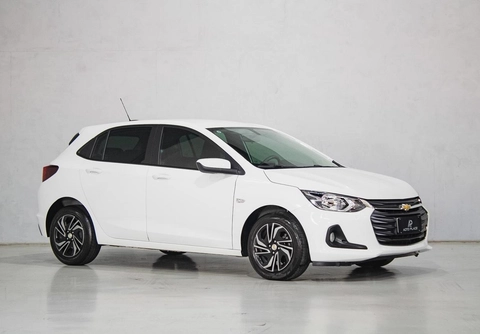 Chevrolet Onix 2024 Branco — foto 1 de 3