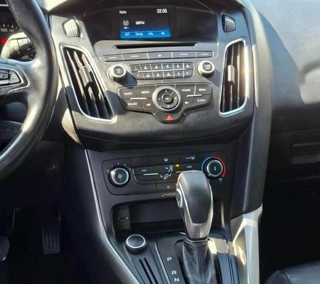 imagem-https://www.socarrao.com.br/sc-vehicle-images-prod/3389565/1787423782180-8403763_5_B_c4a821cb12.jpeg