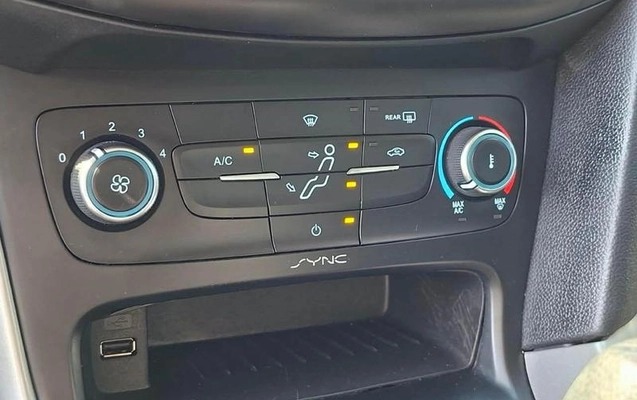 imagem-https://www.socarrao.com.br/sc-vehicle-images-prod/3389565/1787423782182-8403763_3_B_195cc02326.jpeg