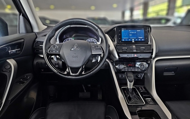 imagem-https://www.socarrao.com.br/sc-vehicle-images-prod/3389668/1789236356319-lXFujecsJrLGUDrJMDddH8D2ZsfKPJxZ.jpg