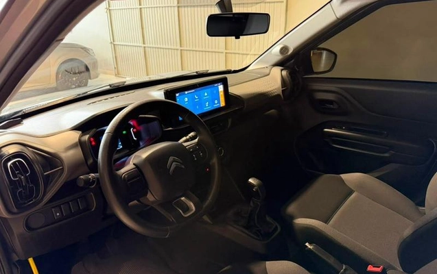 imagem-https://www.socarrao.com.br/sc-vehicle-images-prod/3389747/1788551808009-8362652_14_B_6853469f82.jpeg