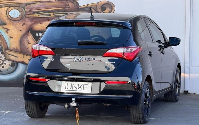 imagem-https://www.socarrao.com.br/sc-vehicle-images-prod/3389748/1787424663024-8381715_4_B_b0eb9f89f1.jpeg