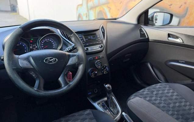 imagem-https://www.socarrao.com.br/sc-vehicle-images-prod/3389748/1787424663031-8381715_9_B_e722fb9e5a.jpeg
