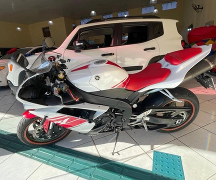Yamaha YZF 1000 THUNDERACE 2008 Vermelho — foto 1 de 3