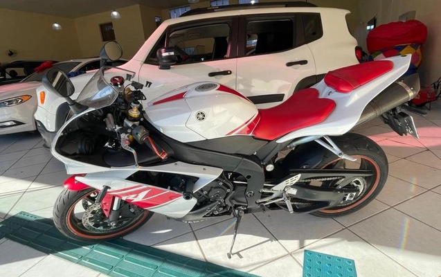 imagem-https://www.socarrao.com.br/sc-vehicle-images-prod/3389916/1787586833379-8407825_2_B_5c374a7428.jpeg
