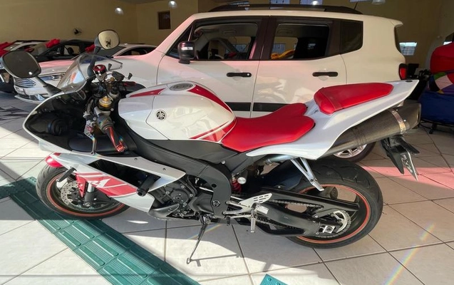 imagem-https://www.socarrao.com.br/sc-vehicle-images-prod/3389916/1787586833381-8407825_3_B_15dc6db353.jpeg