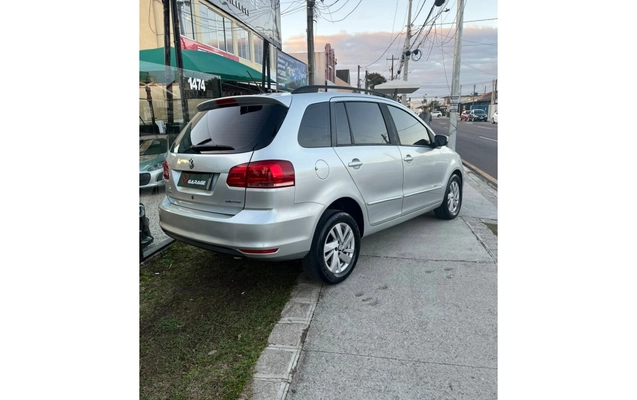imagem-https://www.socarrao.com.br/sc-vehicle-images-prod/3390031/1787426145759-9_022504.jpg