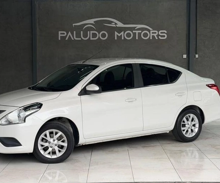 Nissan VERSA 2018 Branco — foto 1 de 3
