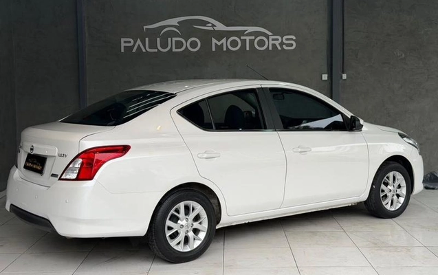 imagem-https://www.socarrao.com.br/sc-vehicle-images-prod/3390404/1789351192846-8408099_4_B_ef9bd8dbba.jpeg