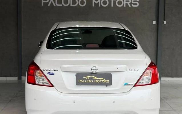 imagem-https://www.socarrao.com.br/sc-vehicle-images-prod/3390404/1789351192847-8408099_1_B_b30a36c588.jpeg