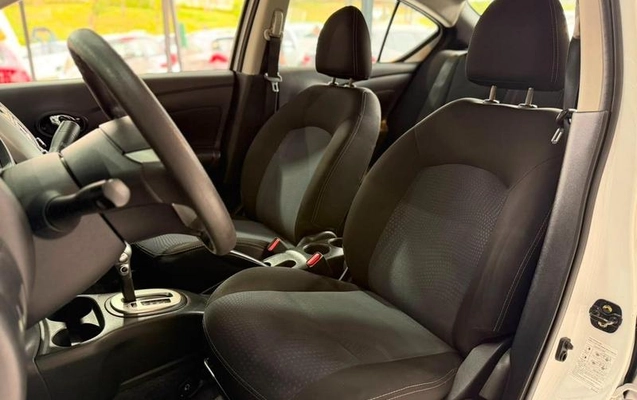 imagem-https://www.socarrao.com.br/sc-vehicle-images-prod/3390404/1789351192859-8408099_10_B_5ff322a8ab.jpeg
