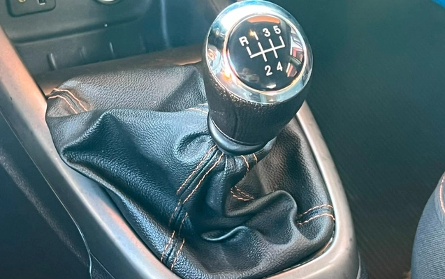 imagem-https://www.socarrao.com.br/sc-vehicle-images-prod/3390438/1787438005335-V2hhdHNBcHAgSW1hZ2UgMjAyNi0wOC0yMiBhdCAwOS4xOS4yNyAoNikuanBlZw.jpeg