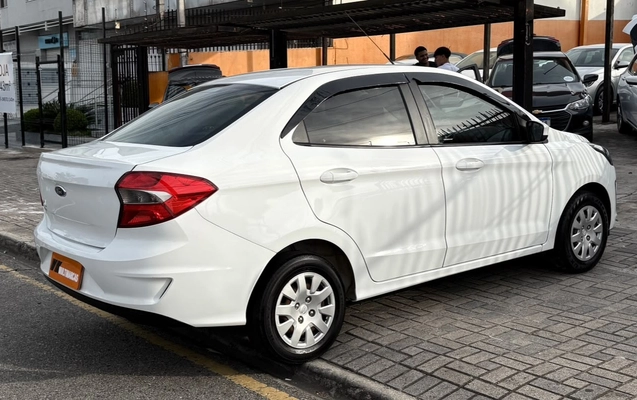 imagem-https://www.socarrao.com.br/sc-vehicle-images-prod/3390443/1787438321967-V2hhdHNBcHAgSW1hZ2UgMjAyNi0wOC0yMSBhdCAwOS41OS41NyAoMSkuanBlZw.jpeg